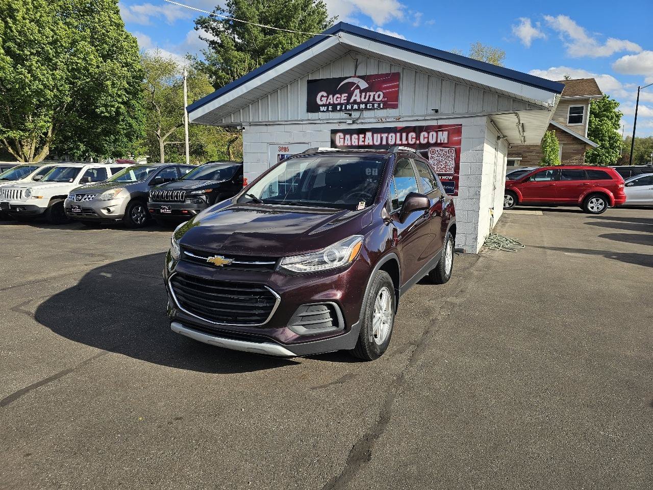 Used 2020 Chevrolet Trax LT w/ LT Convenience Package AWD/4WD image 4