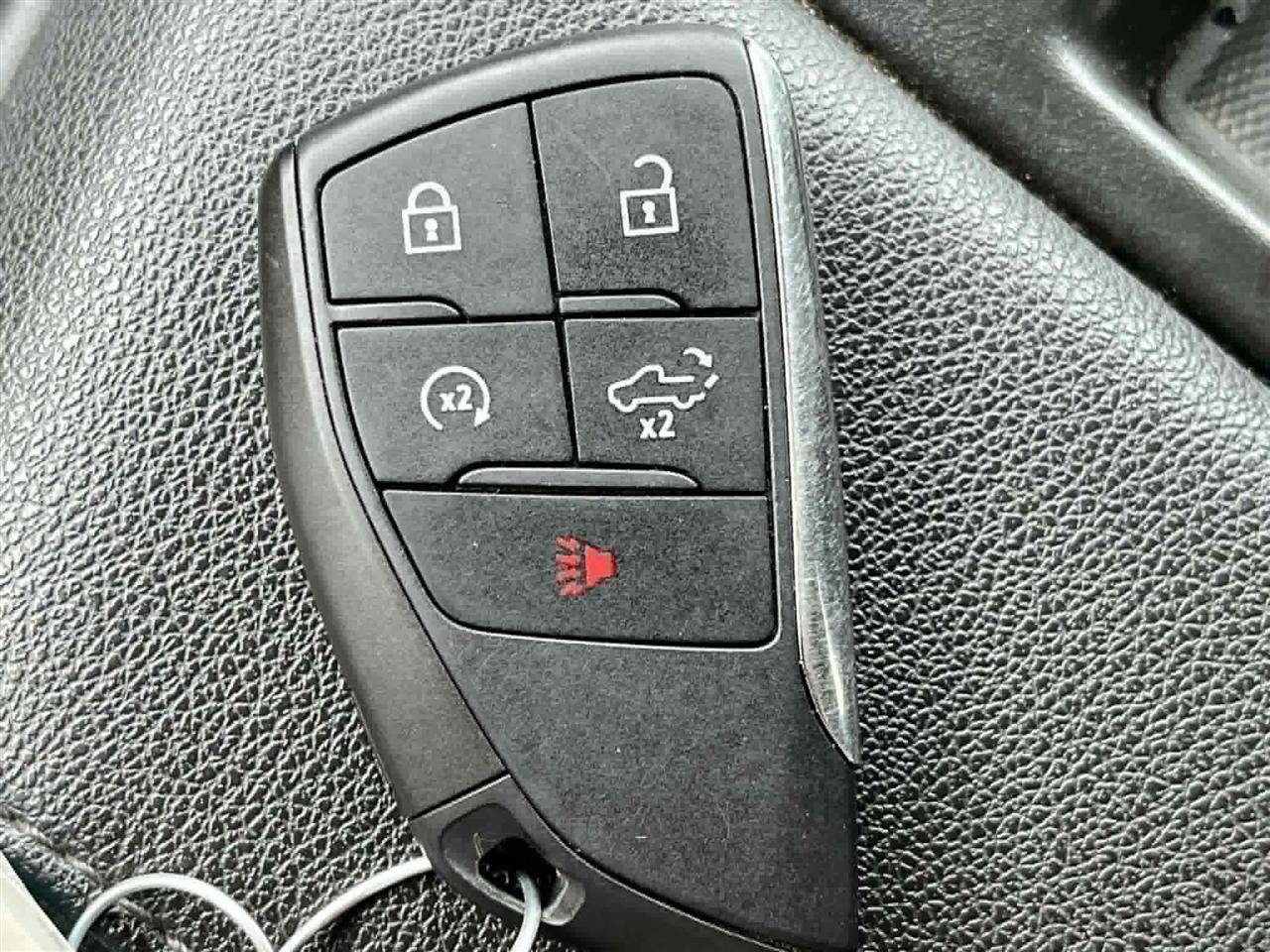 Used 2025 Chevrolet Silverado 1500 LT RWD image 27