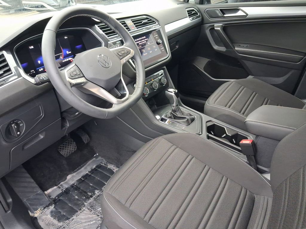 Used 2024 Volkswagen Tiguan S image 13