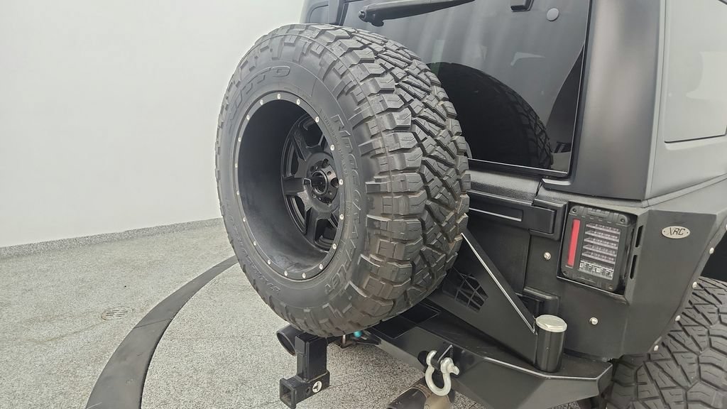 Used 2017 Jeep Wrangler Unlimited Sport w/ Quick Order Package 24S AWD/4WD image 17