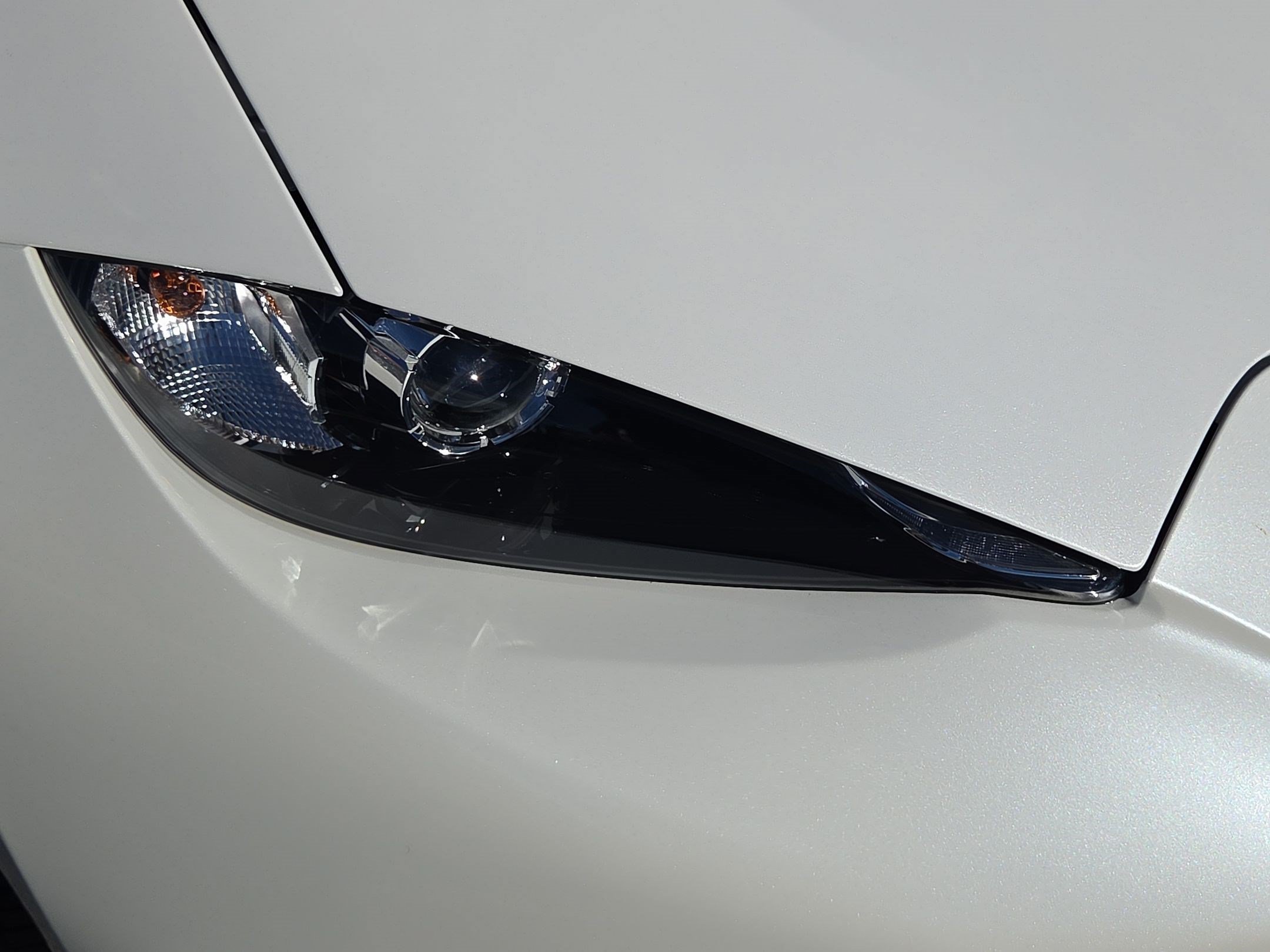 Used 2023 MAZDA MX-5 Miata Grand Touring w/ Weather Package RWD image 10
