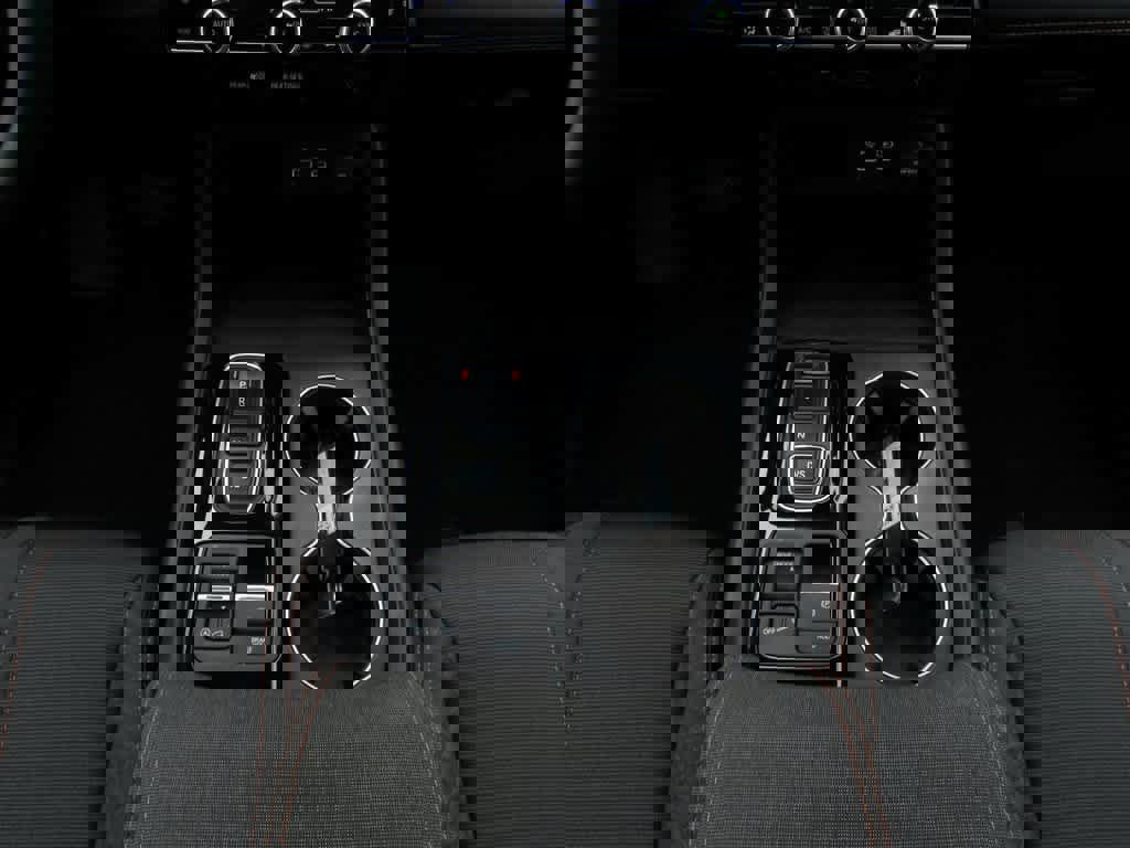 Used 2023 Honda Pilot Sport image 24