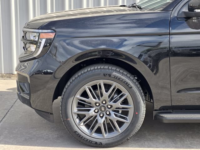 New 2026 Ford Expedition Platinum w/ Stealth Appearance Package AWD/4WD image 6