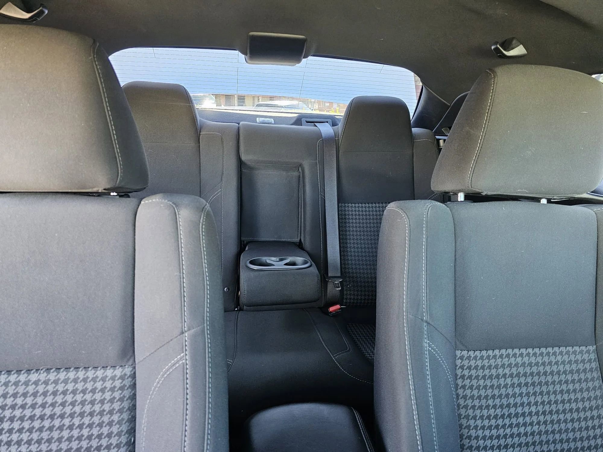 Used 2019 Dodge Challenger SXT w/ Blacktop Package image 19