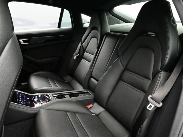 Used 2019 Porsche Panamera 4 image 14