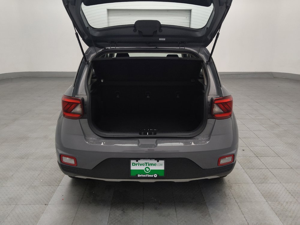 Used 2020 Hyundai Venue SE image 29