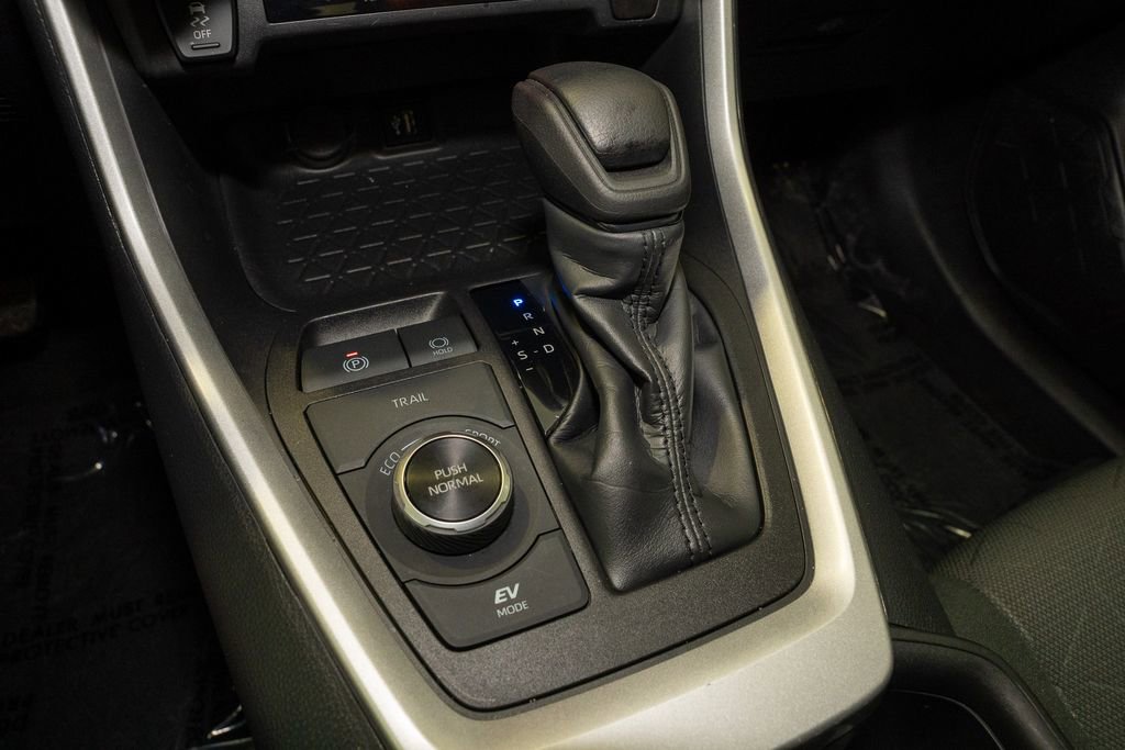Used 2024 Toyota RAV4 XLE image 14