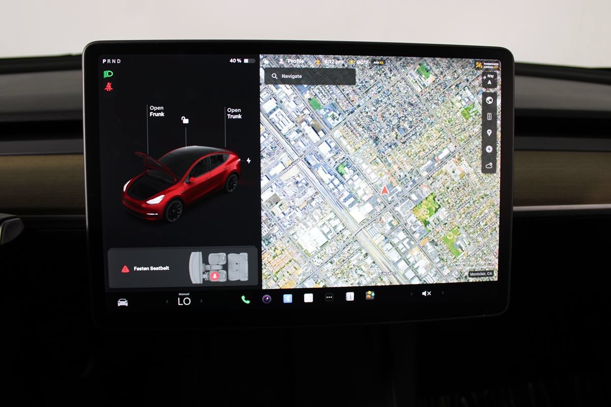 Used 2022 Tesla Model Y Long Range AWD/4WD image 14