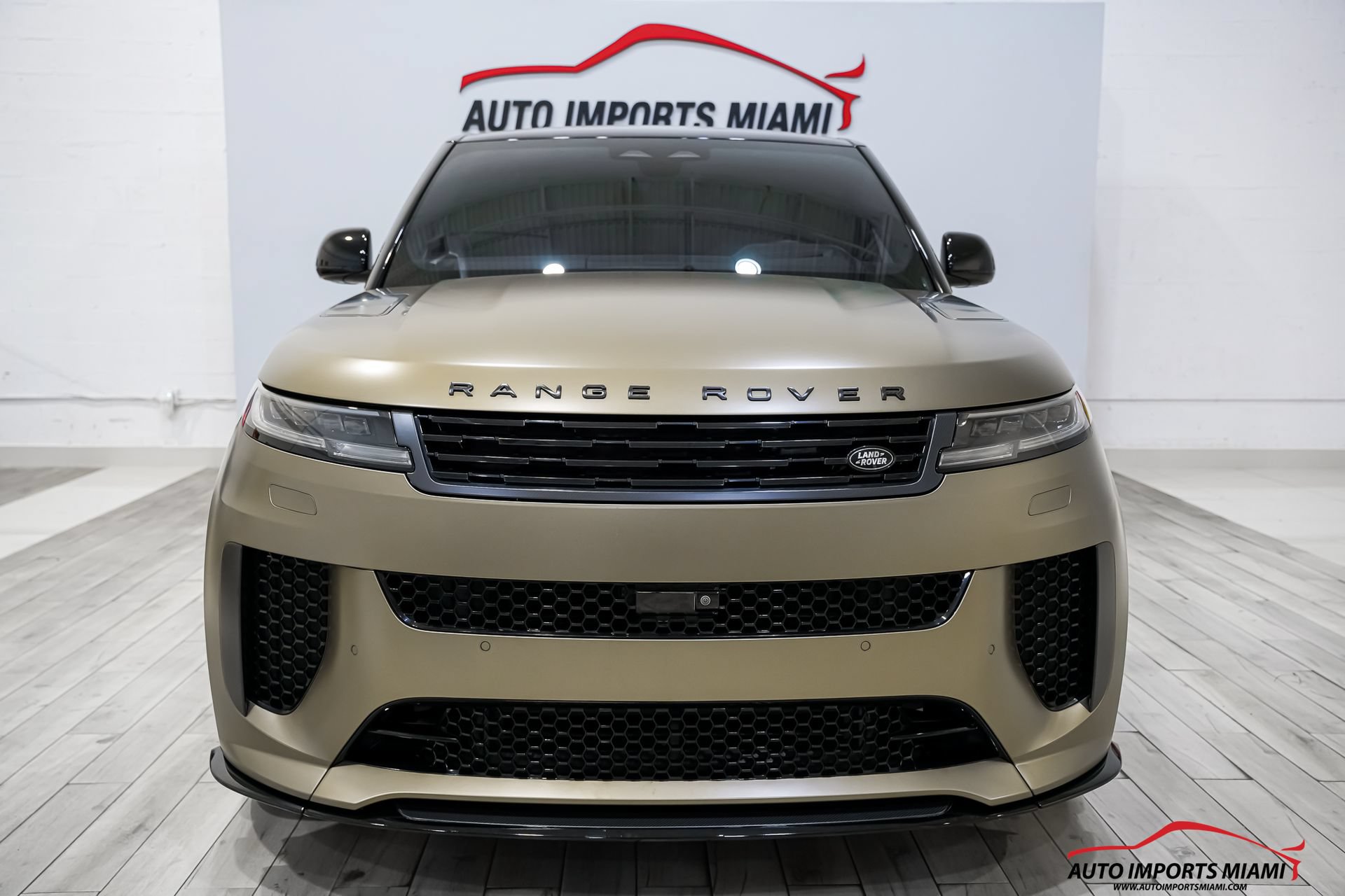 Used 2024 Land Rover Range Rover Sport SV Edition One Carbon Bronze AWD/4WD image 32
