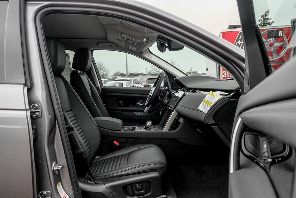 New 2025 Land Rover Discovery Sport S image 20