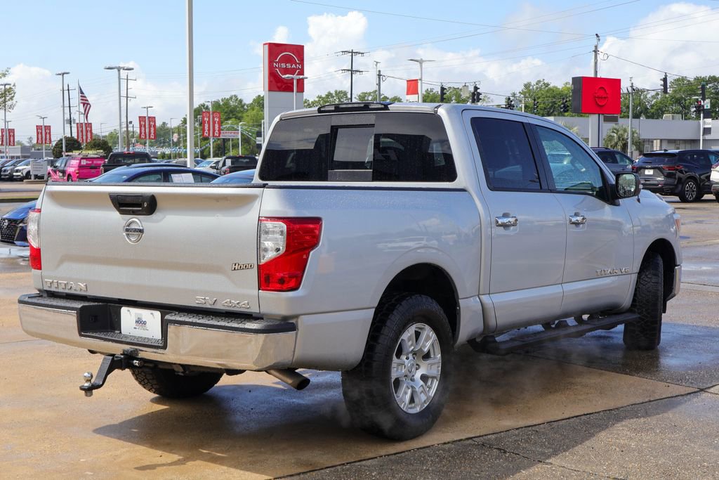 Used 2019 Nissan Titan SV image 20