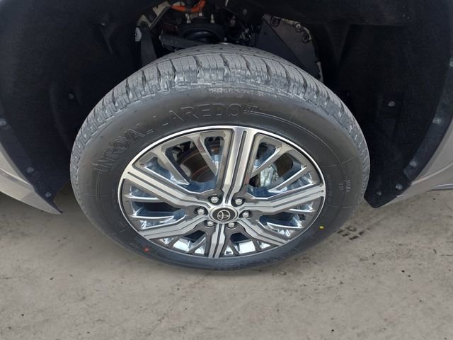 Used 2022 Toyota Tundra Capstone AWD/4WD image 14