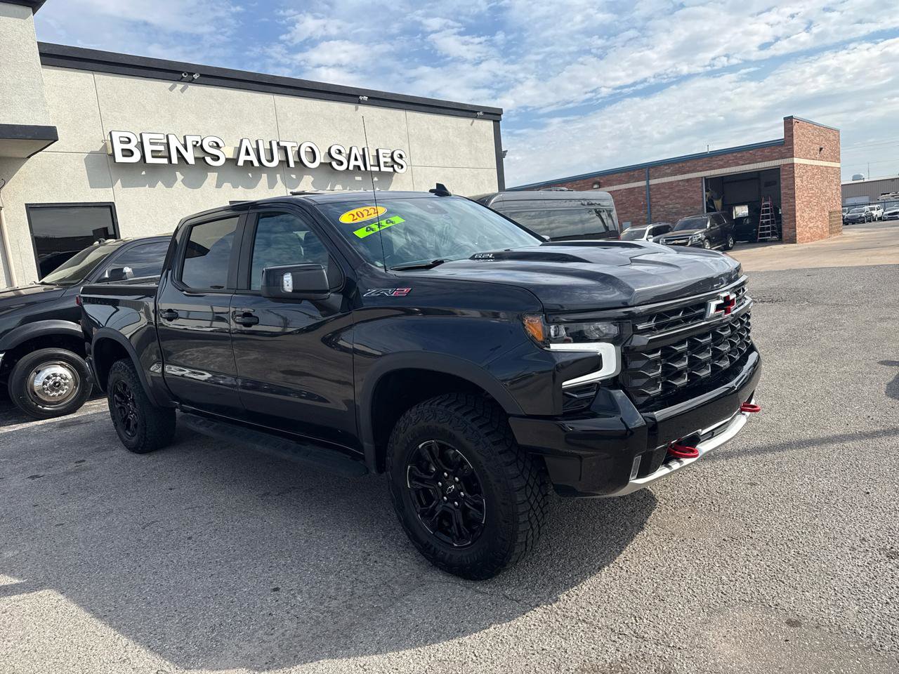 Used 2022 Chevrolet Silverado 1500 ZR2 w/ Technology Package AWD/4WD image 4