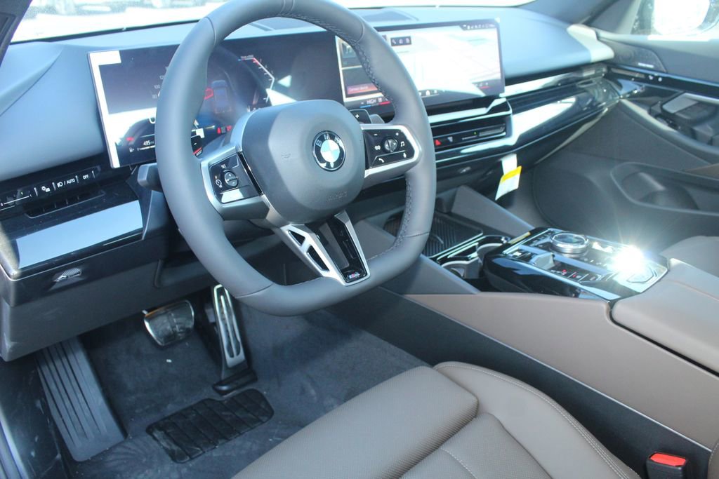 New 2026 BMW 530i xDrive w/ M Sport Package AWD/4WD image 13