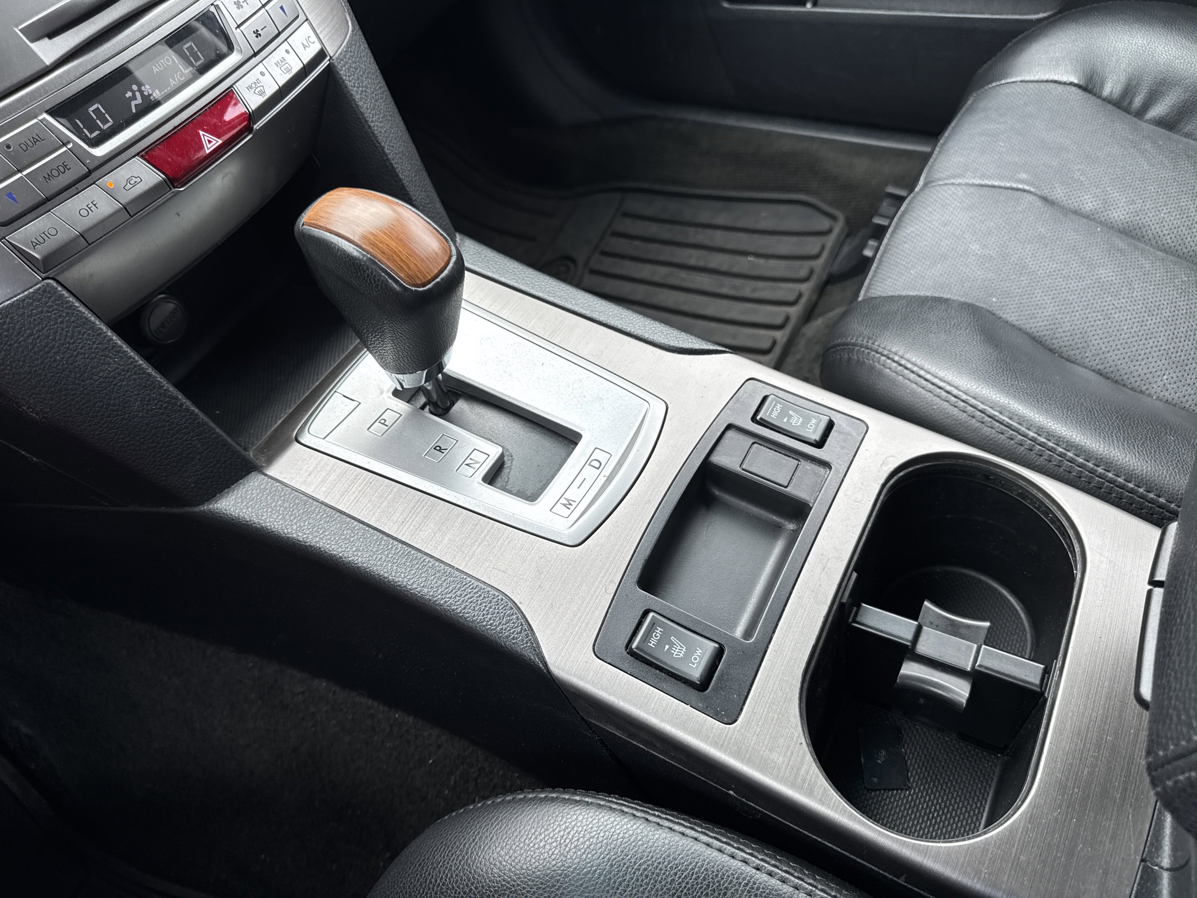 Used 2014 Subaru Outback 2.5i Limited w/ Moonroof Package image 21