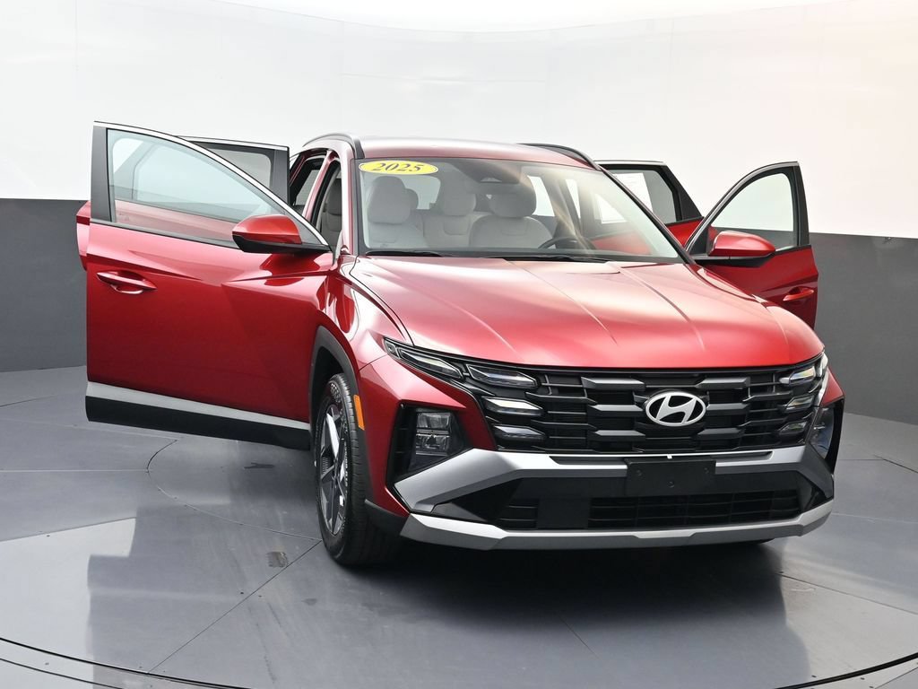 Used 2025 Hyundai Tucson SEL FWD image 29