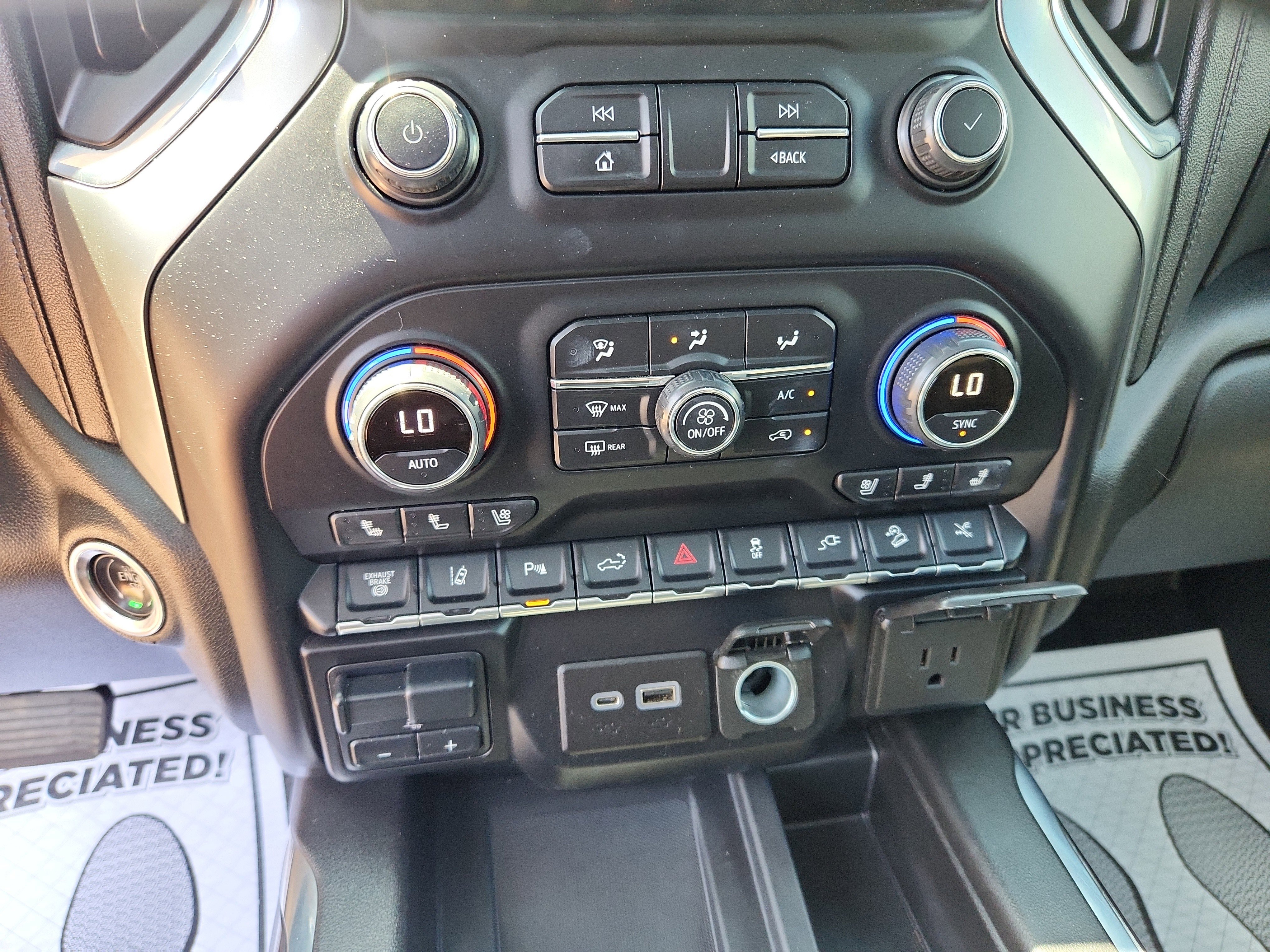 Used 2021 Chevrolet Silverado 2500 LTZ w/ LTZ Plus Package AWD/4WD image 36