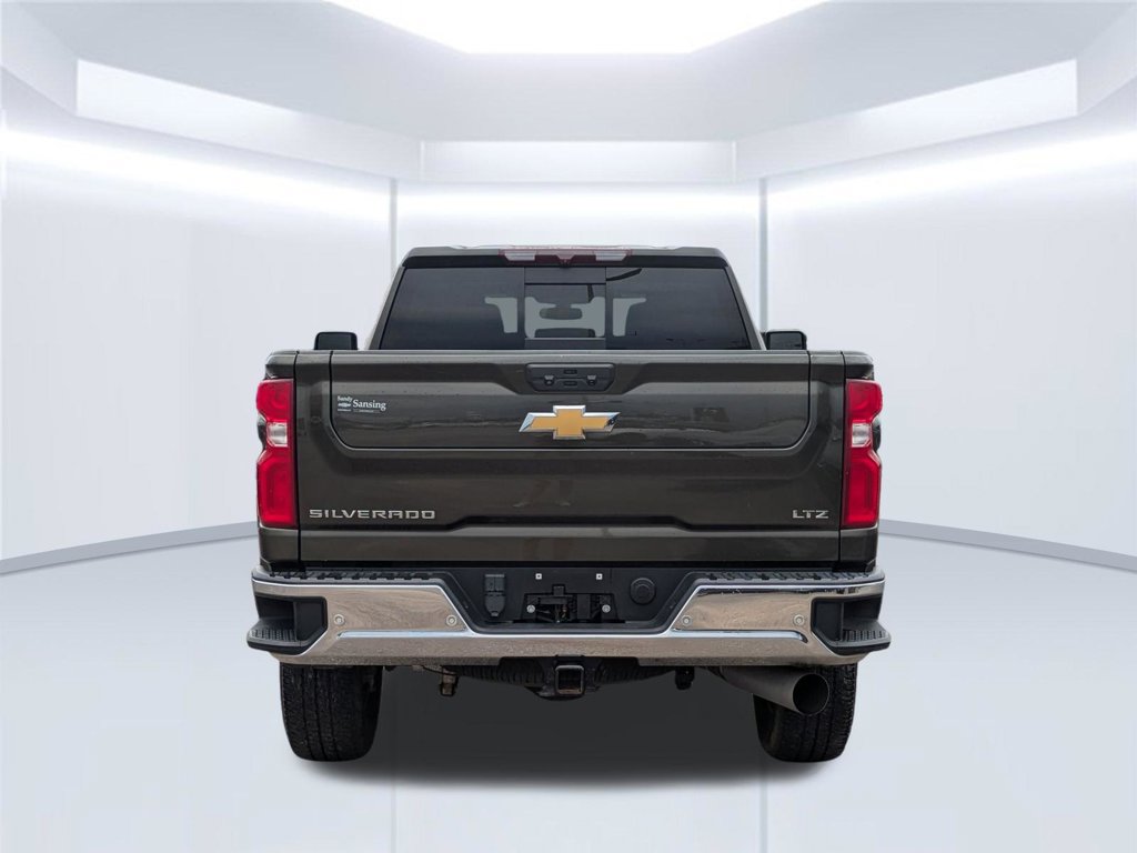 Used 2023 Chevrolet Silverado 2500 LTZ w/ LTZ Plus Package AWD/4WD image 5