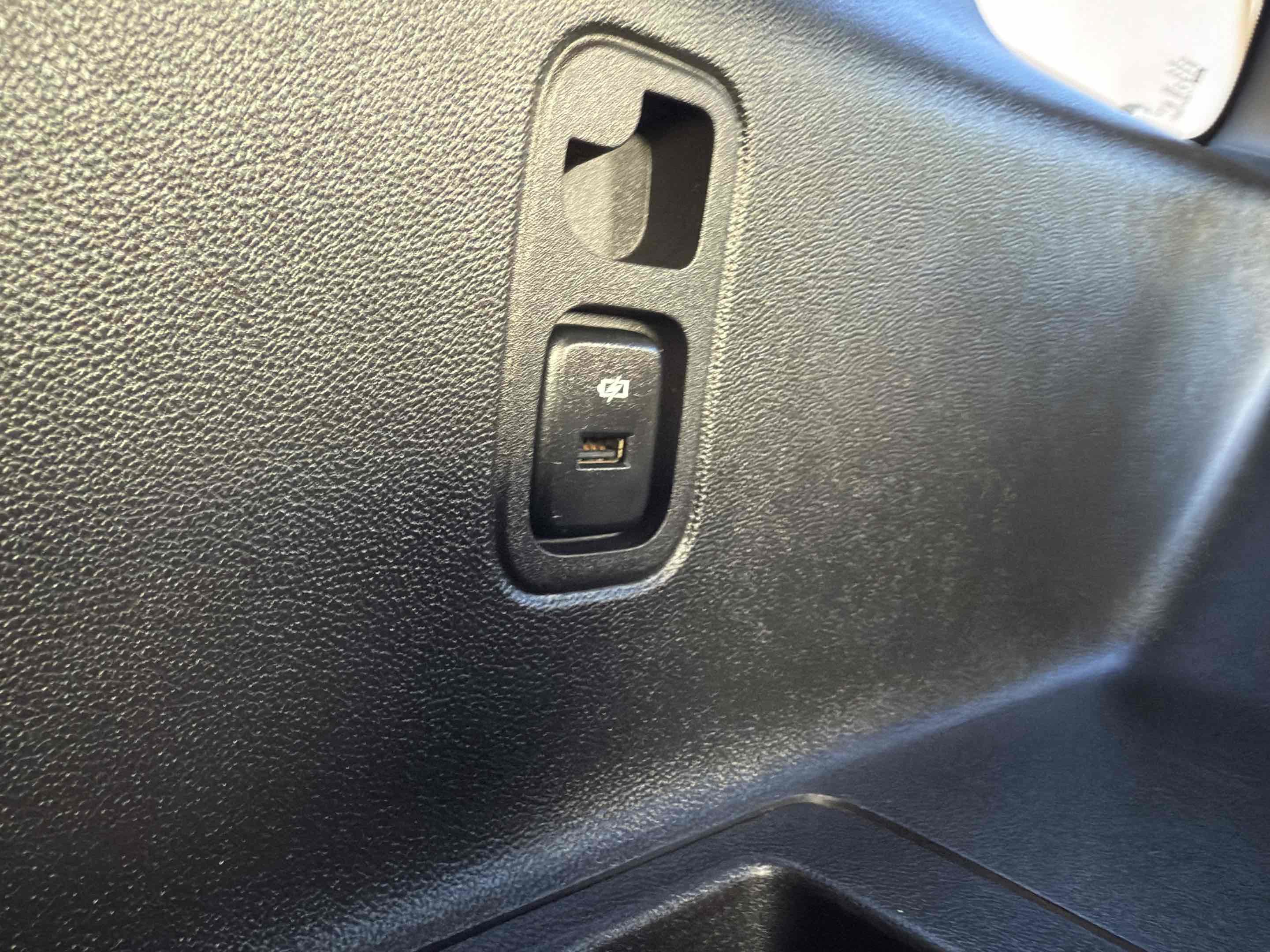 Used 2018 Chevrolet Traverse LS image 51