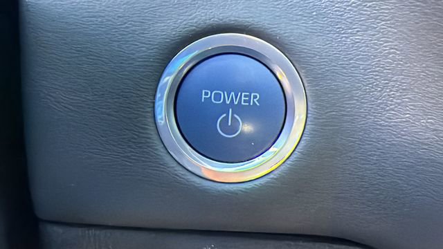 Used 2024 Toyota Tundra Platinum image 17