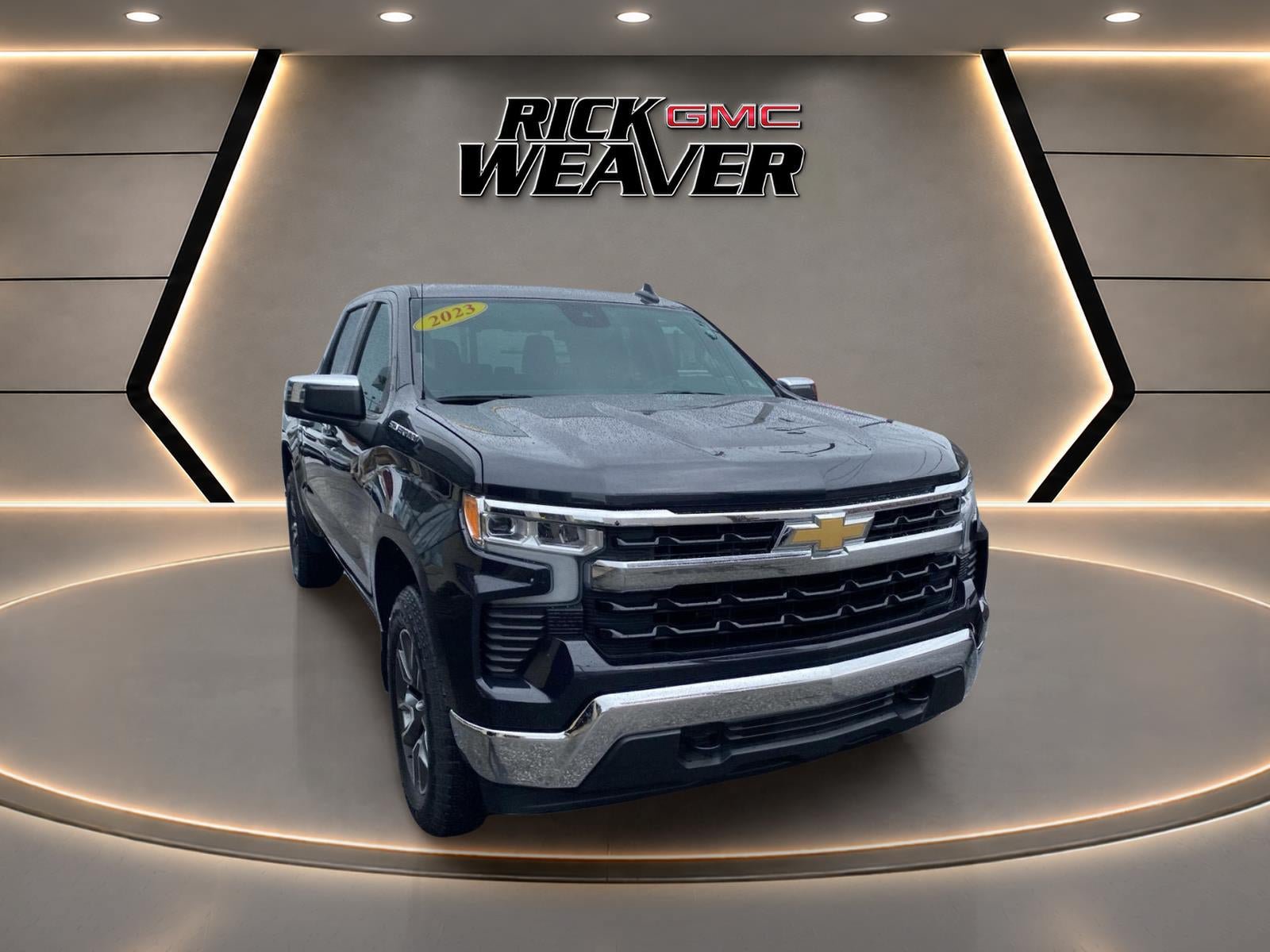 Used 2023 Chevrolet Silverado 1500 LT AWD/4WD image 12
