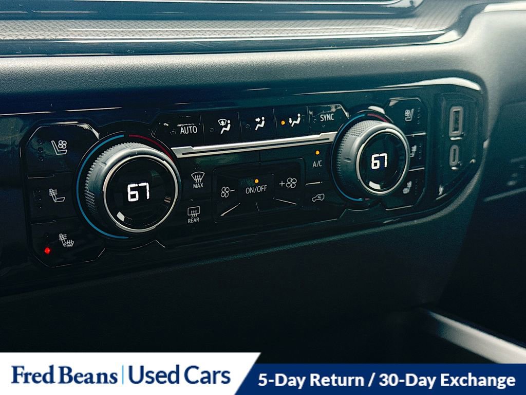 Used 2024 Chevrolet Silverado 2500 ZR2 w/ Technology Package image 18