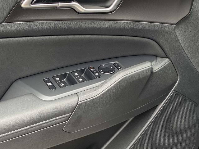 New 2026 Kia Sportage EX FWD image 13