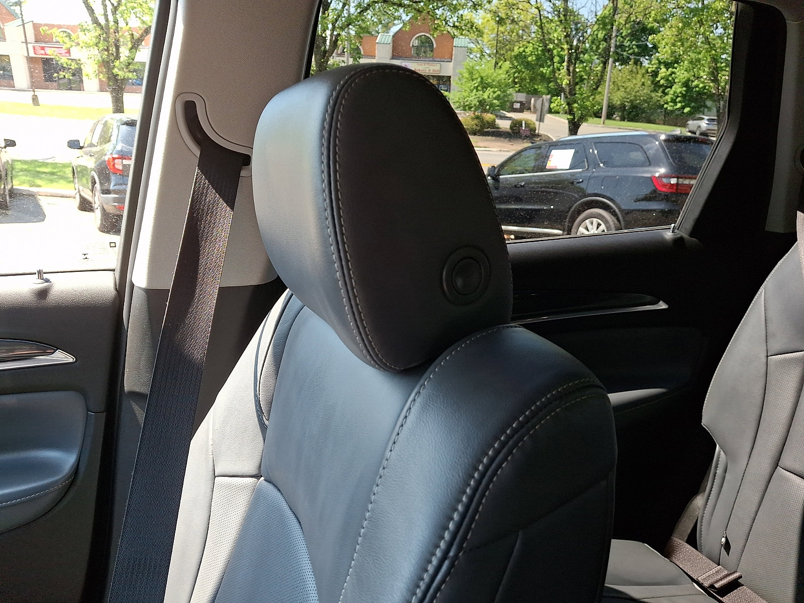 Used 2020 Buick Enclave Essence w/ LPO, Floor Liner Package FWD image 17