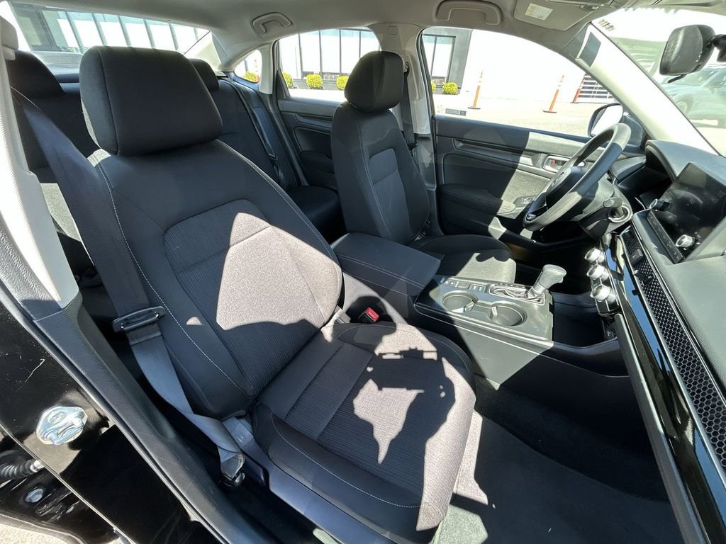 Used 2025 Honda Civic LX image 24