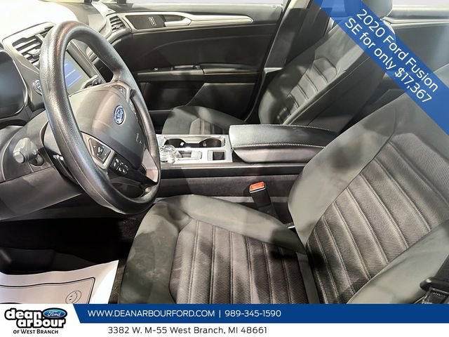 Used 2020 Ford Fusion SE image 9