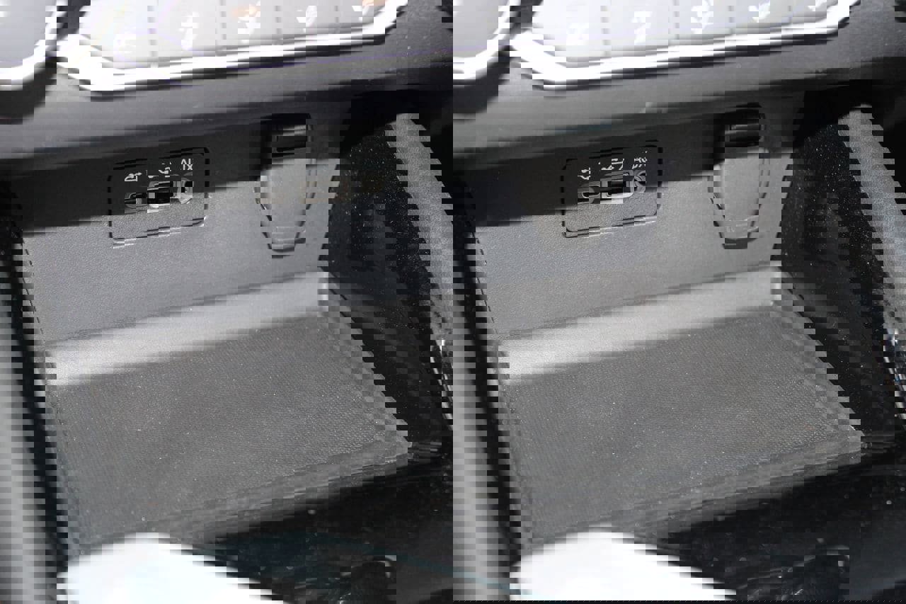 Used 2025 Nissan Altima 2.5 SR image 23