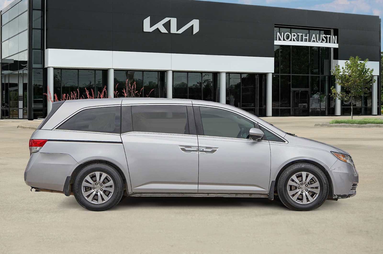 Used 2015 Honda Odyssey EX-L image 7