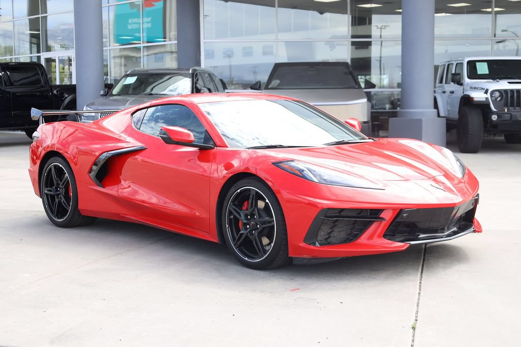Used 2020 Chevrolet Corvette Stingray Preferred Cpe w/ 2LT Preferred Equipment Group RWD image 8