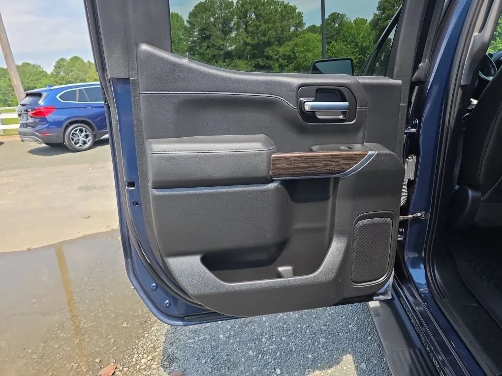 Used 2020 Chevrolet Silverado 1500 LT Trail Boss AWD/4WD image 49