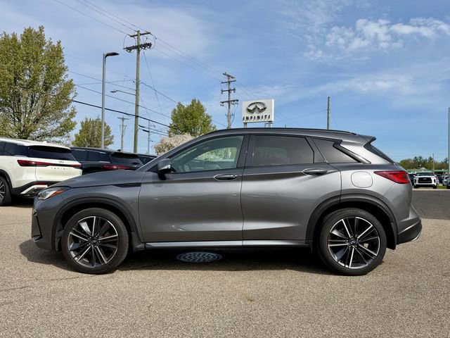 Used 2023 INFINITI QX50 Sport AWD/4WD image 3