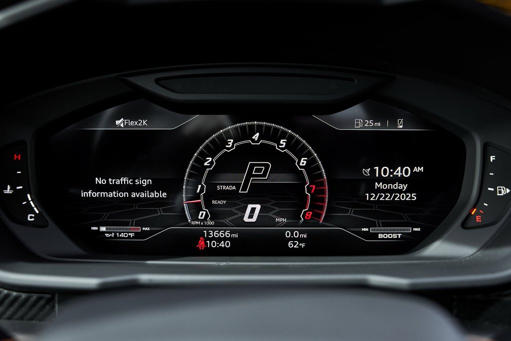 Used 2022 Lamborghini Urus image 63