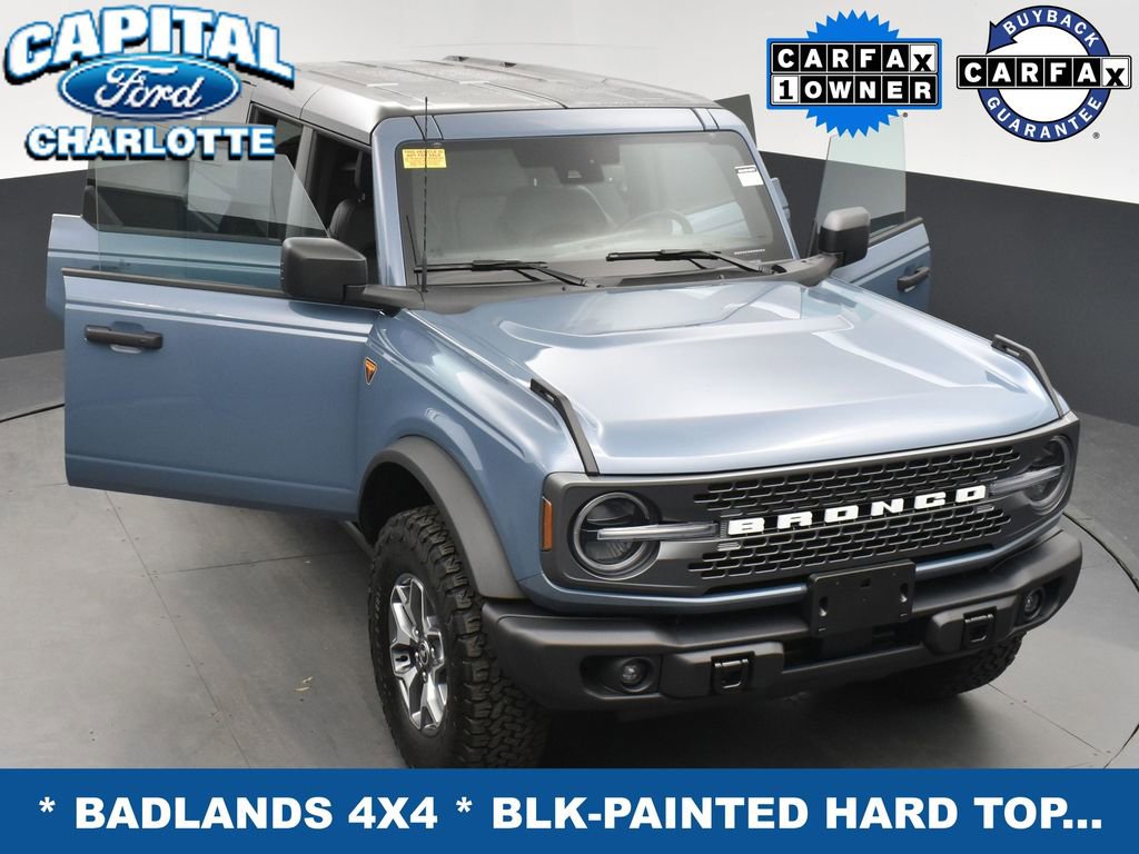 Used 2025 Ford Bronco Badlands image 30