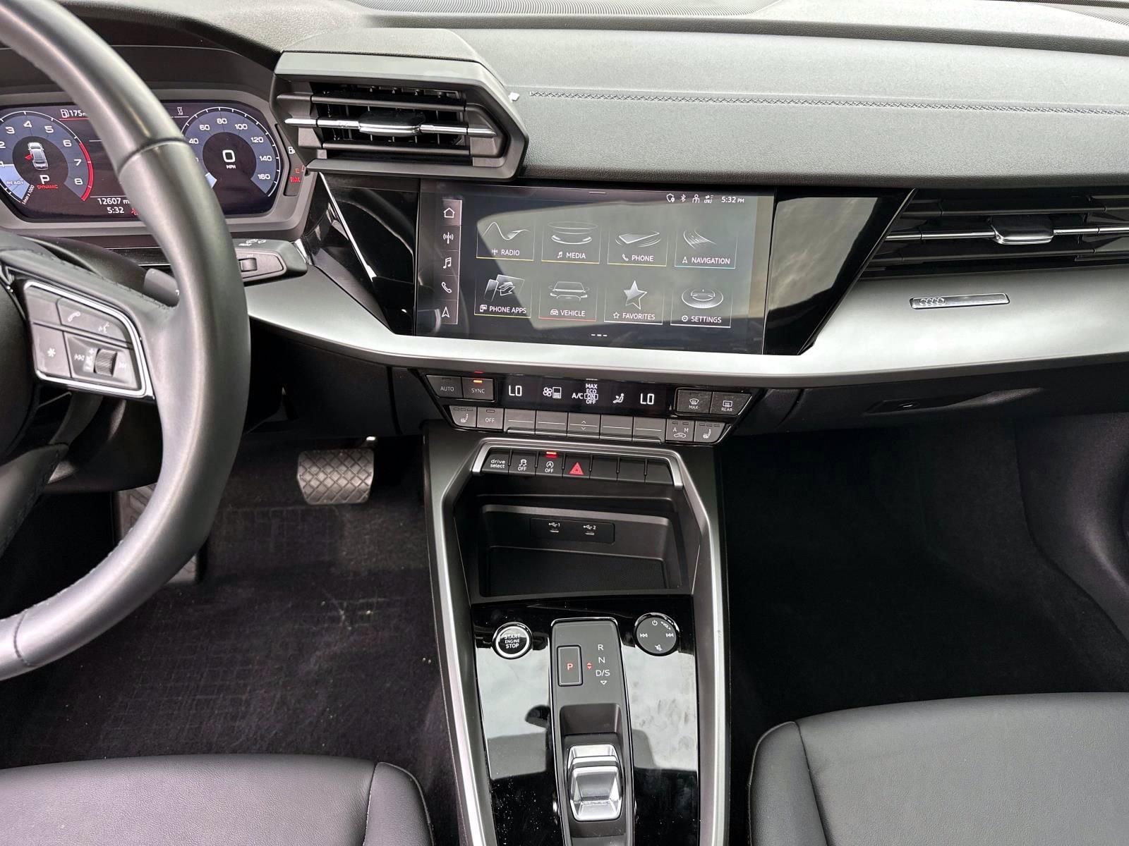 Used 2024 Audi A3 2.0T Premium FWD image 32