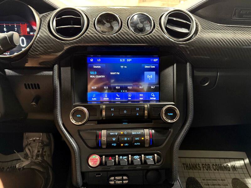 Used 2021 Ford Mustang Shelby GT500 w/ Carbon Fiber Track Pack image 26