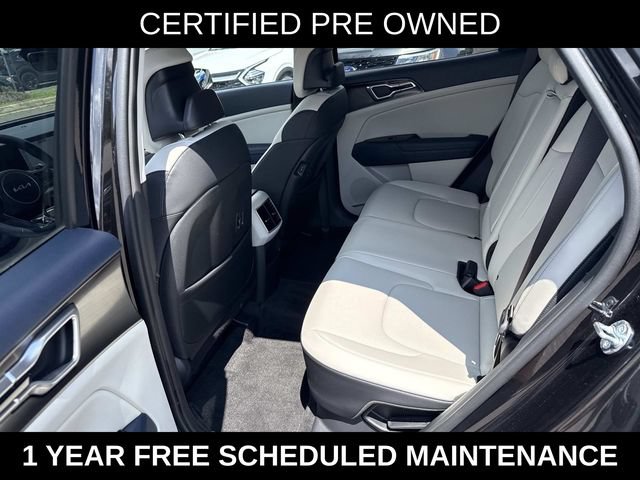 Used 2025 Kia Sportage EX AWD/4WD image 16