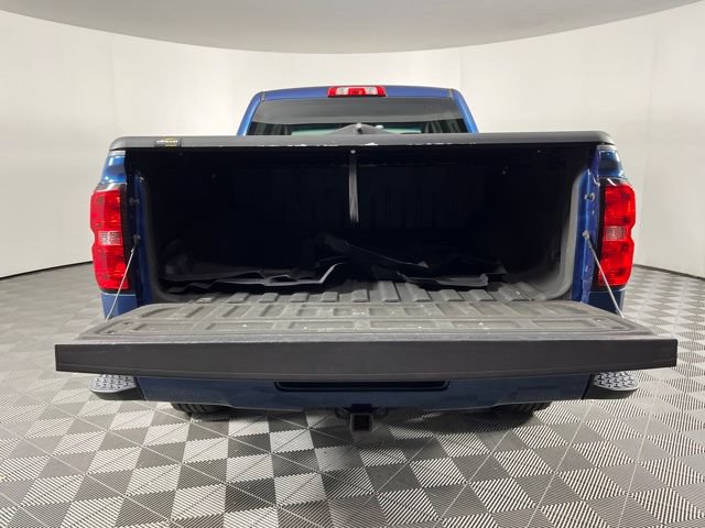 Used 2017 Chevrolet Silverado 1500 LT w/ All Star Edition AWD/4WD image 47