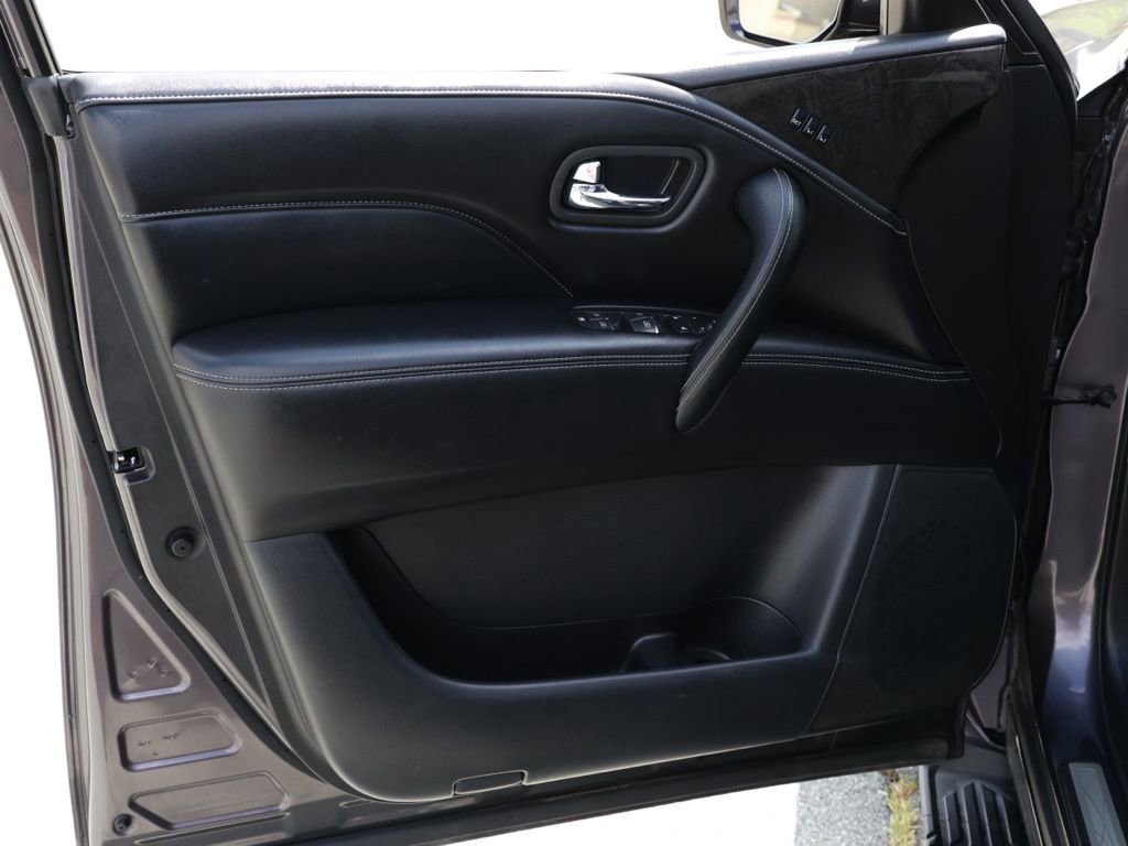 Used 2024 INFINITI QX80 Luxe image 23