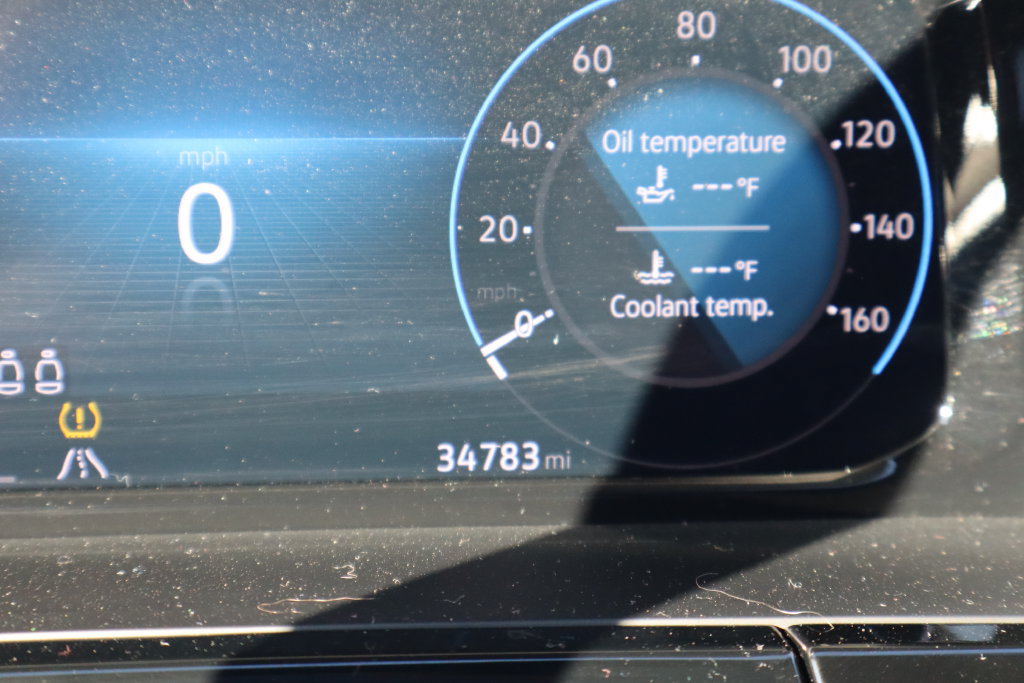 Used 2024 Volkswagen Atlas Cross Sport SE w/ Panoramic Sunroof Package AWD/4WD image 3