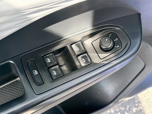 Used 2023 Volkswagen Taos S FWD image 16