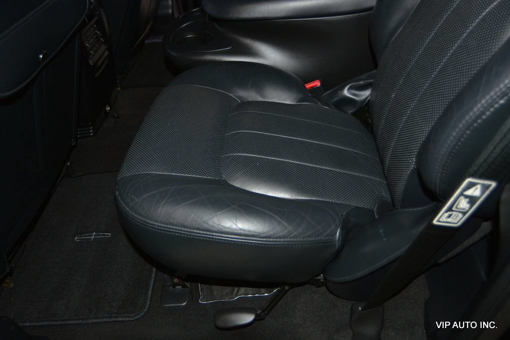 Used 2002 Lincoln Blackwood RWD image 27