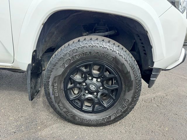 Used 2022 Toyota Tacoma SR5 image 19