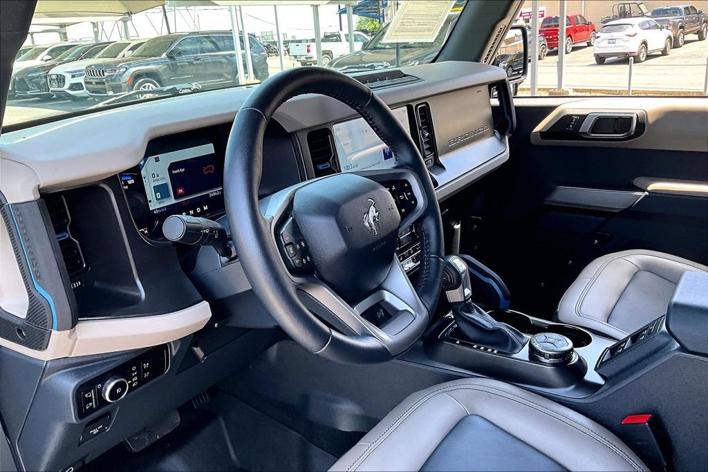 Used 2023 Ford Bronco Wildtrak AWD/4WD image 17