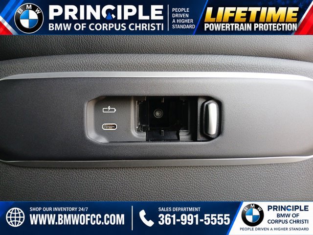 New 2026 BMW X5 xDrive50e AWD/4WD image 17