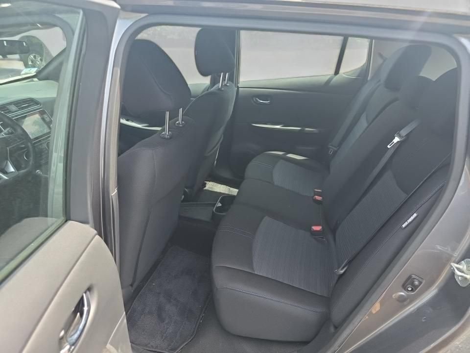 Used 2023 Nissan Leaf S FWD image 5