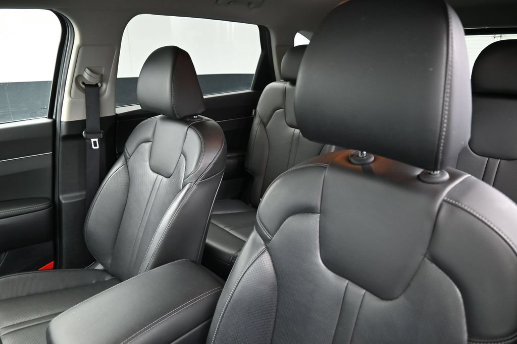 Certified 2024 Kia Sorento S AWD/4WD image 14